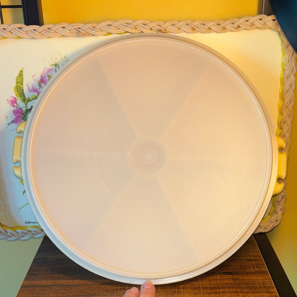 Vintage Harvest Gold Party Susan by Tupperware
